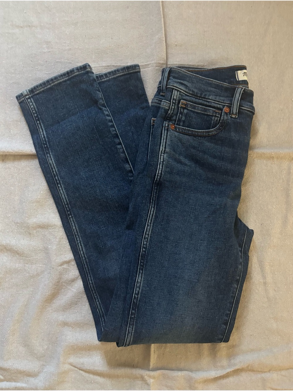 Madewell The Mid-Rise Perfect Vintage Straight Jeans in Deming Wash - Size 25